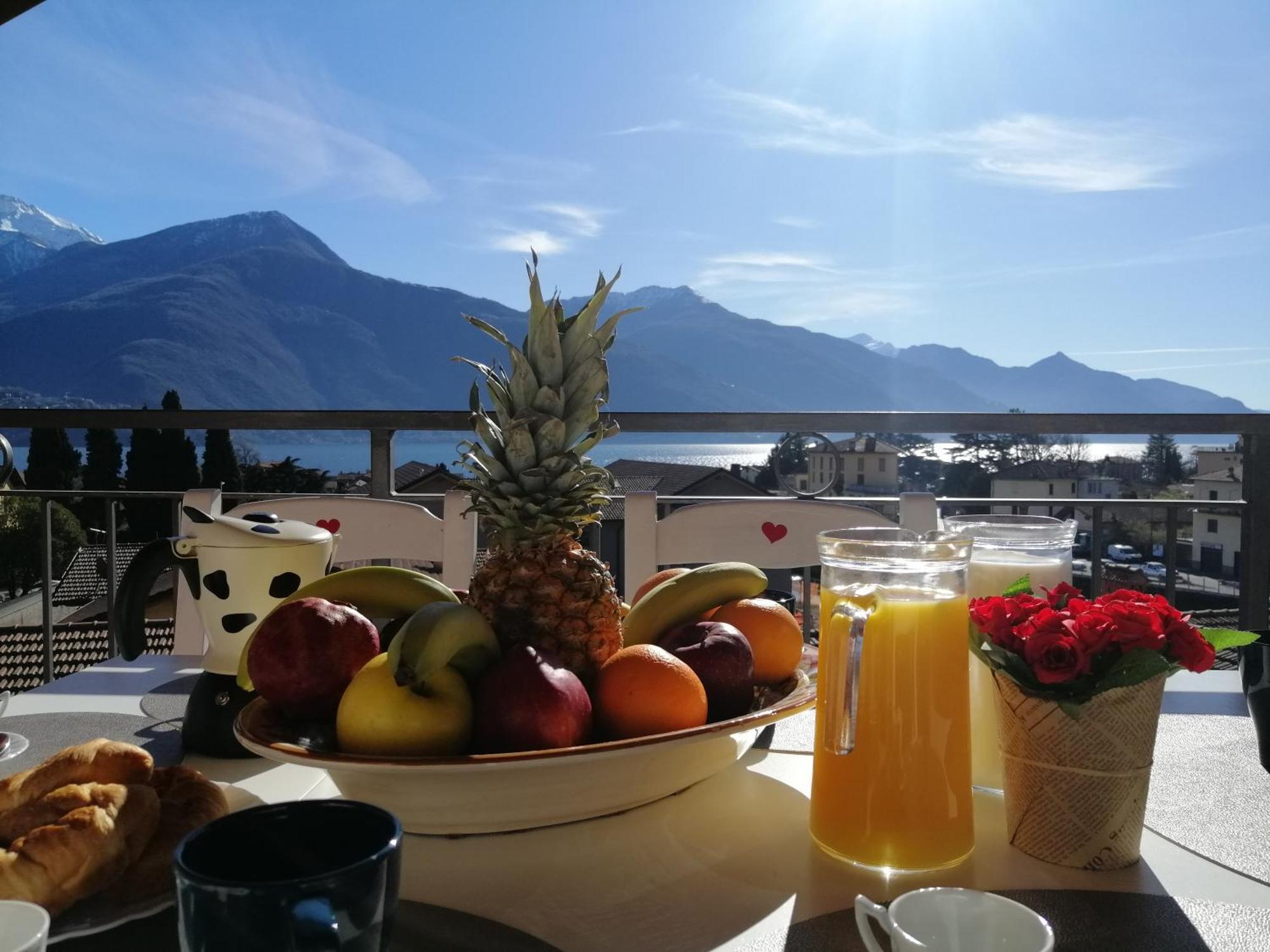 Art Music House Lake Como Dongo Bagian luar foto
